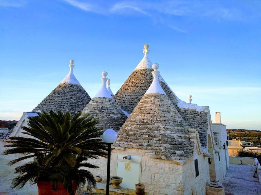 Trullo Le Tre Sorelle Landhaus