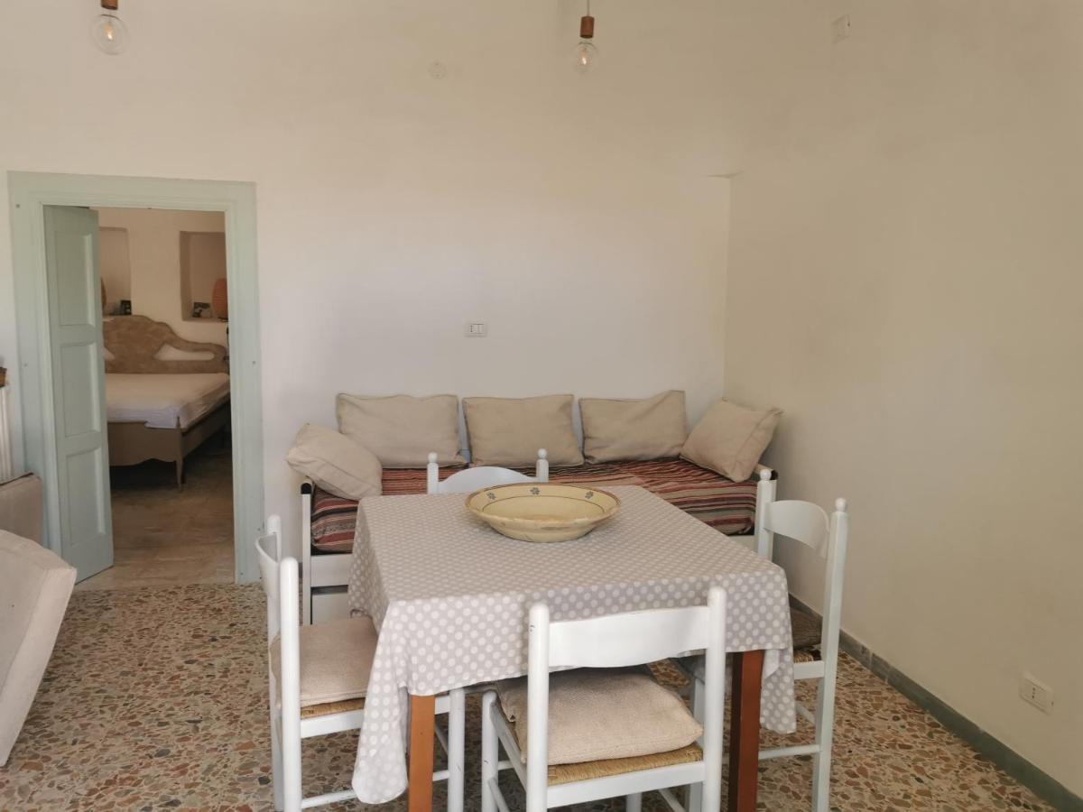 Trullo Le Tre Sorelle Landhaus