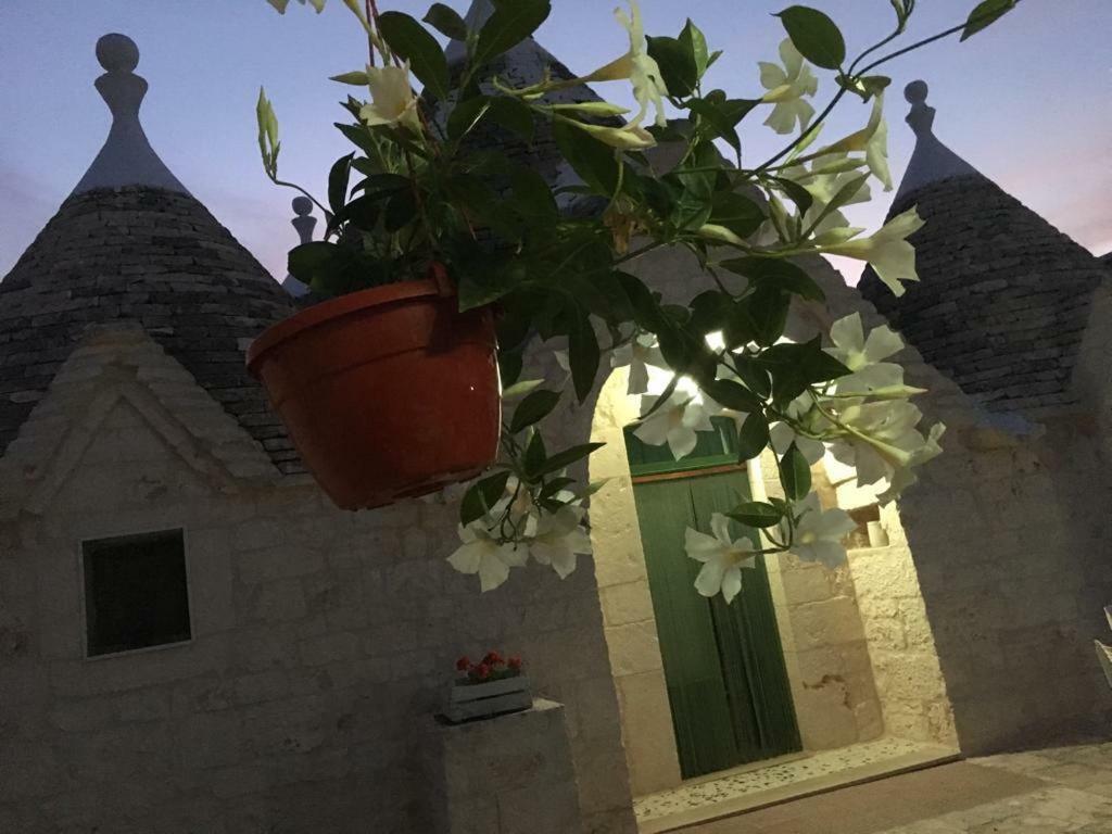 Trullo Le Tre Sorelle Landhaus *